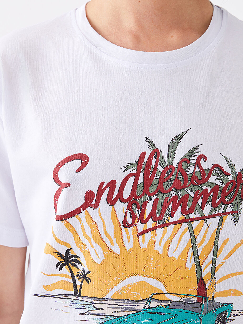 Beyaz Bisiklet Yaka Baskılı Kısa Kollu Kadın Tişört-7