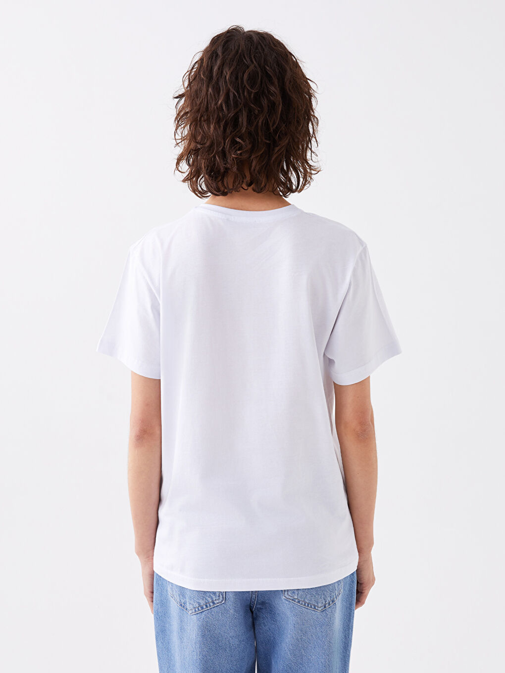 Beyaz Bisiklet Yaka Baskılı Kısa Kollu Kadın Tişört-9