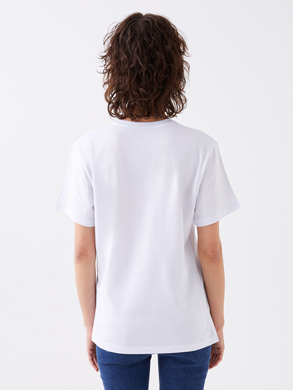 Beyaz Bisiklet Yaka Baskılı Kısa Kollu Kadın Tişört-9