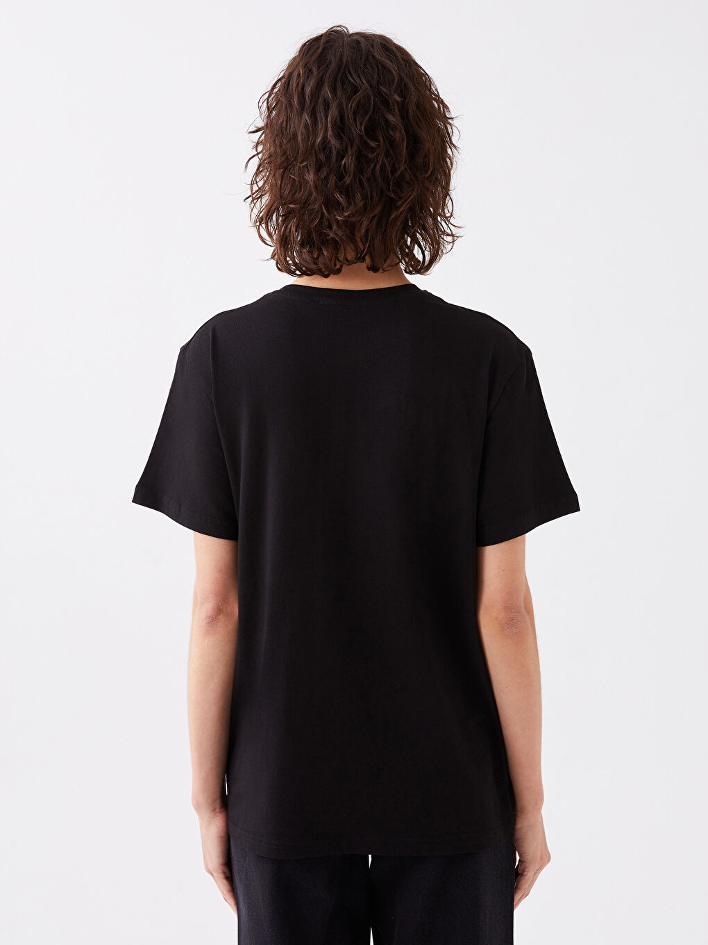 Siyah Bisiklet Yaka Baskılı Kısa Kollu Kadın Tişört-9