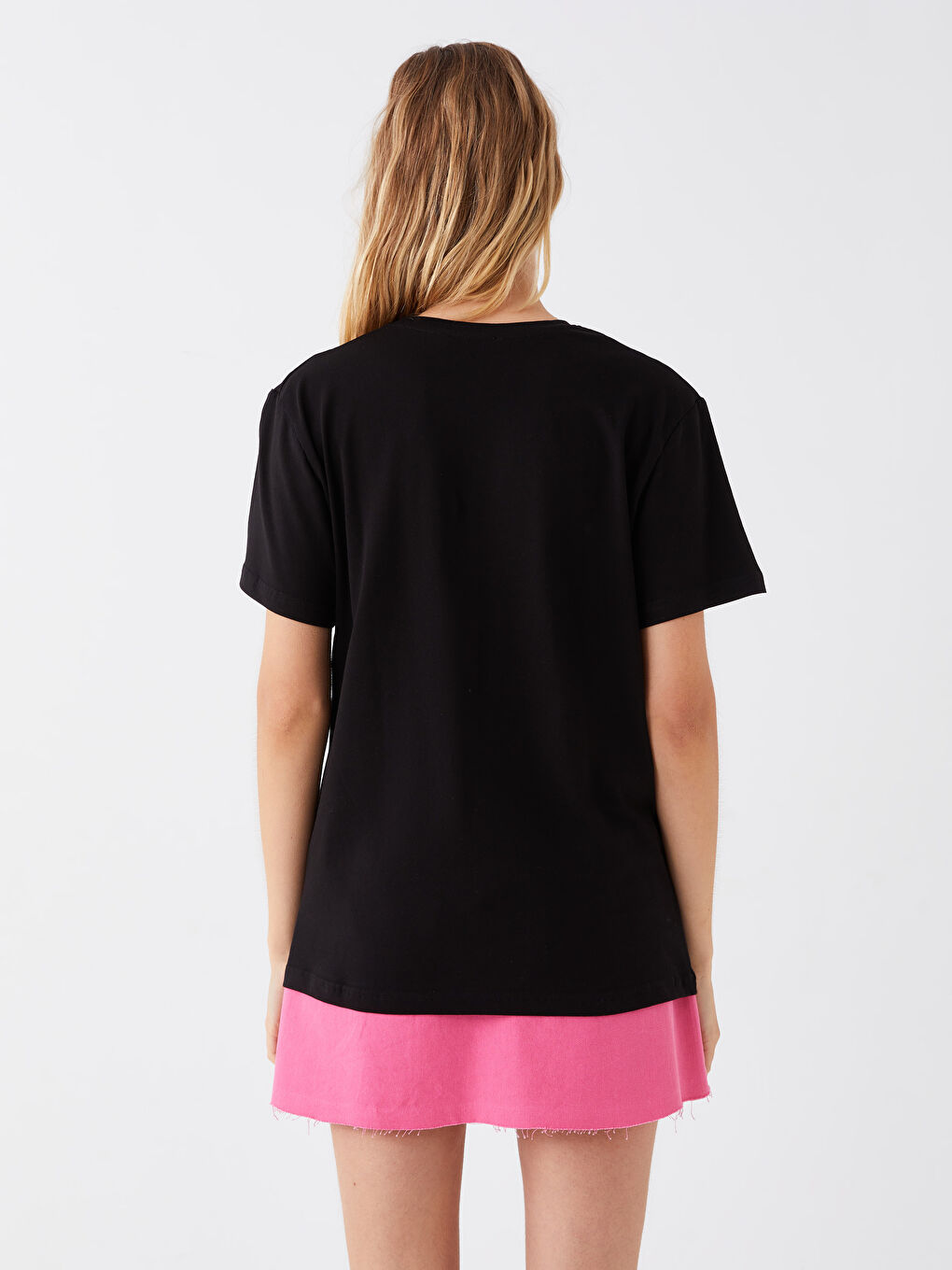 Siyah Bisiklet Yaka Baskılı Kısa Kollu Kadın Tişört-8