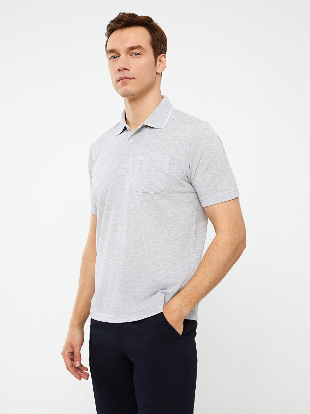 تيشيرت ياقة بولو كم قصير للرجال