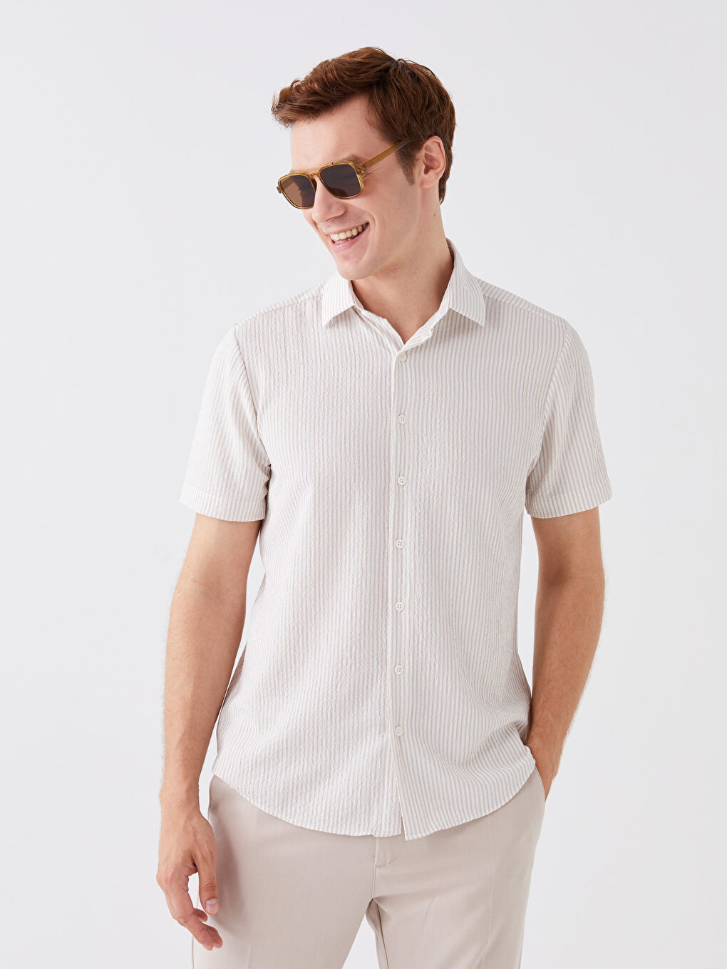 Bej Regular Fit Kısa Kollu Çizgili Erkek Gömlek