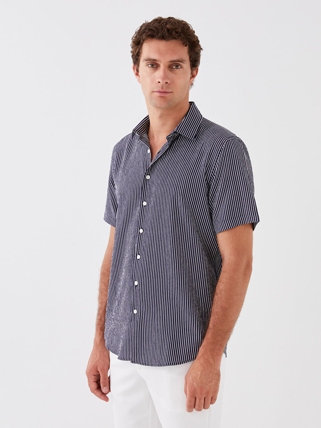 Beyaz Regular Fit Kısa Kollu Çizgili Erkek Gömlek-1