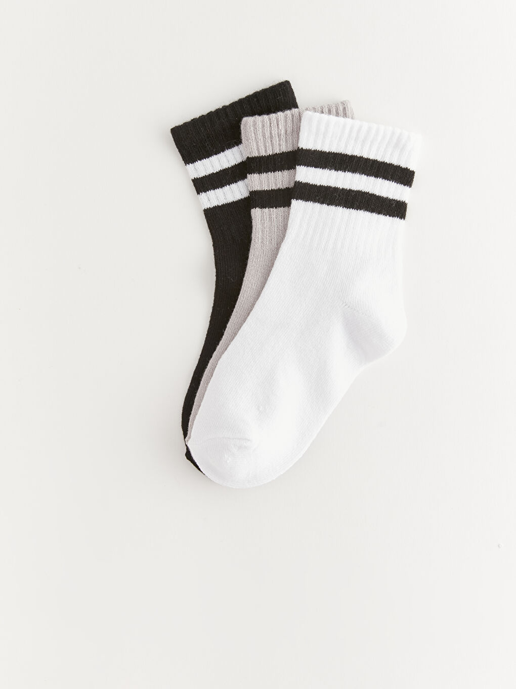جوارب الكاحل المخططة للأولاد - عبوة من ٣ قطع-1