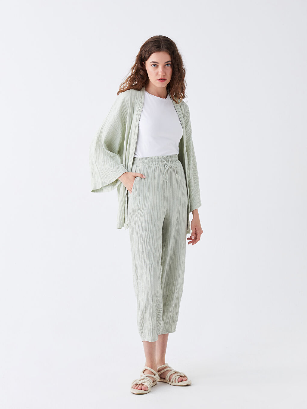 Yeşil Beli Lastikli Havuç Kesim Kadın Pantolon