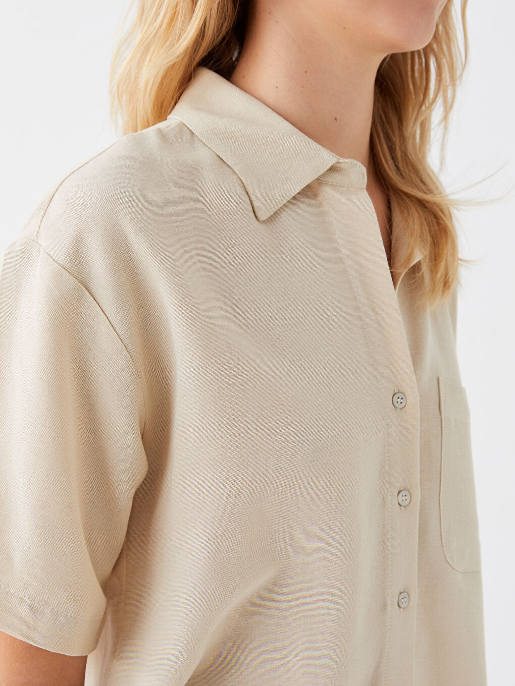 Bej Düz Kısa Kollu Poplin Kadın Gömlek-3