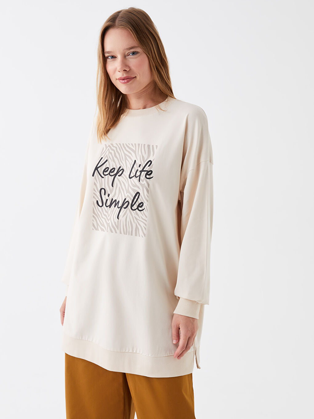 Bej Bisiklet Yaka Baskılı Uzun Kollu Oversize Kadın Sweatshirt Tunik