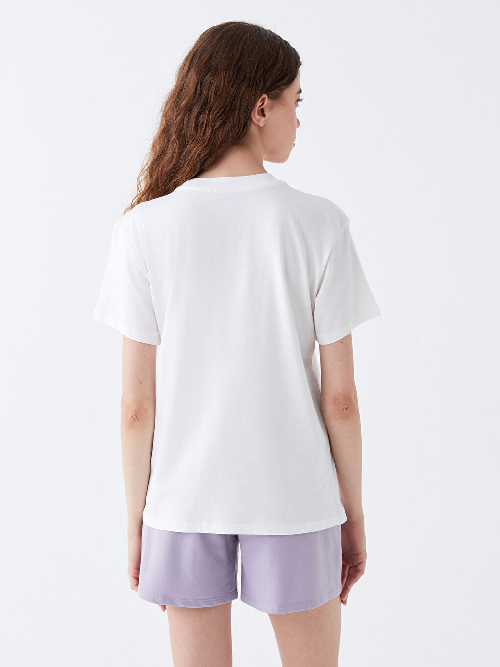 Ekru Bisiklet Yaka Baskılı Kısa Kollu Kadın Tişört-3