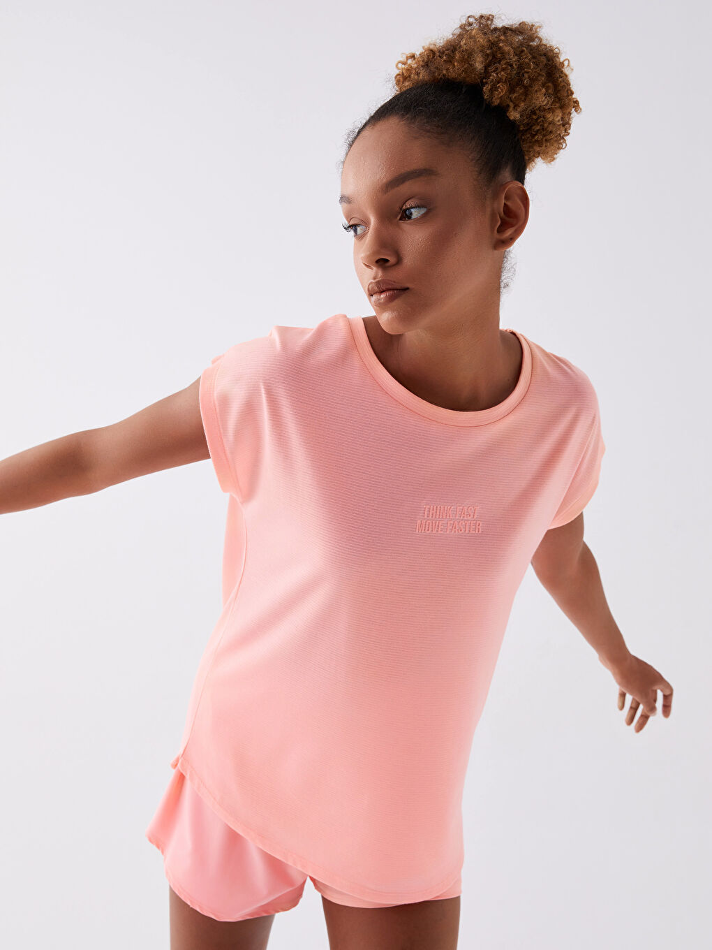 T-shirt à manches courtes imprimé à col rond pour femmes