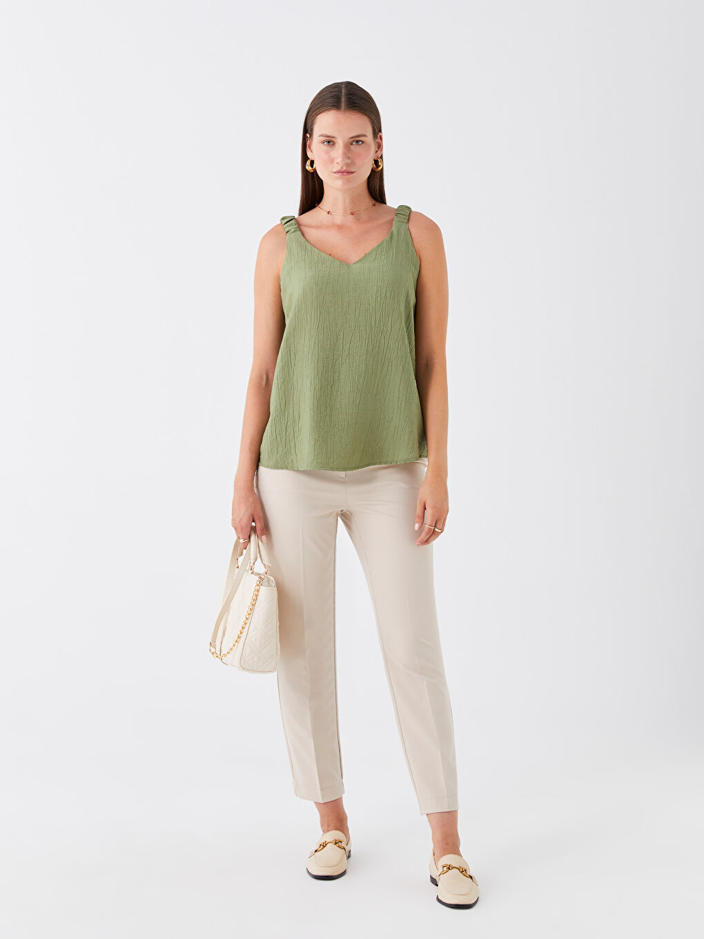 Yeşil V Yaka Düz Askılı Kadın Bluz-2