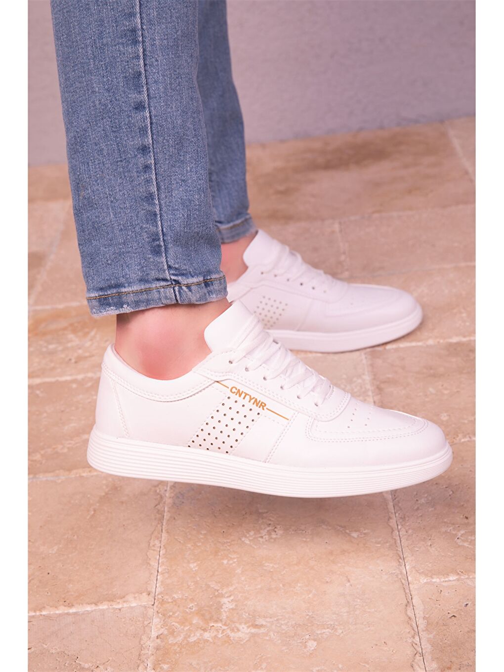 Beyaz Deri Görünümlü Bağcıklı Erkek Spor Ayakkabı-2