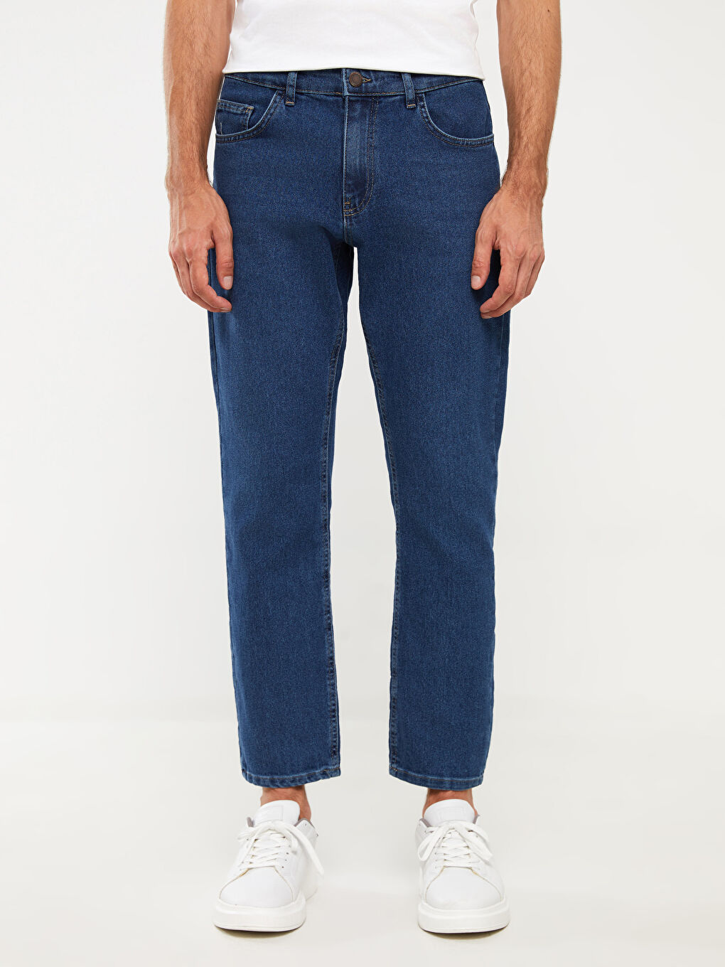 779 جينز بقصة عادية للرجال-3