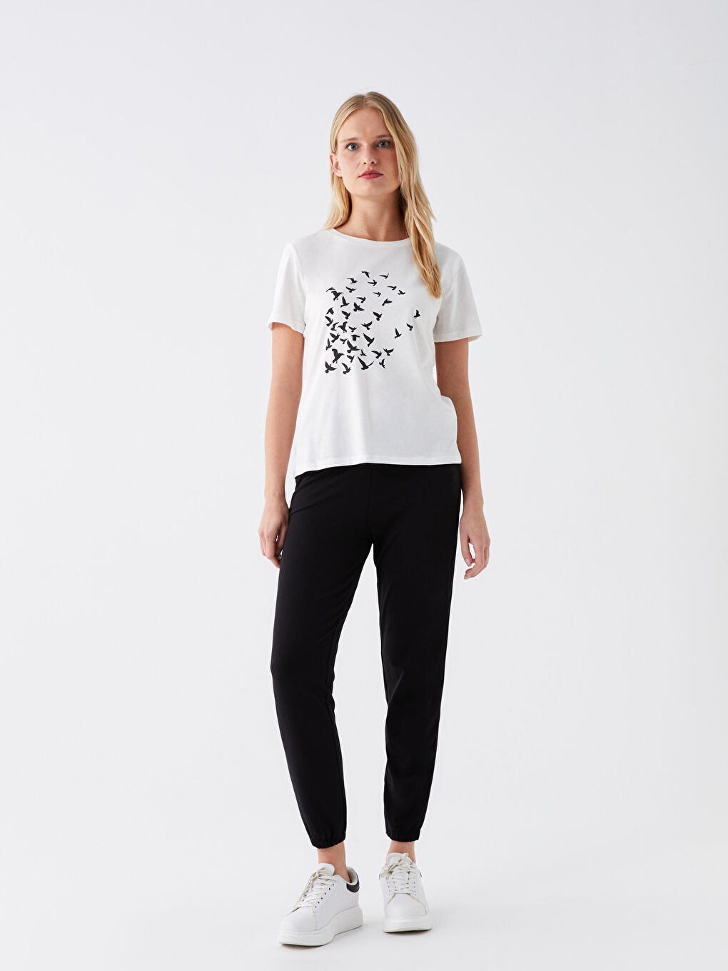 Ekru Bisiklet Yaka Baskılı Kısa Kollu Kadın Tişört-1