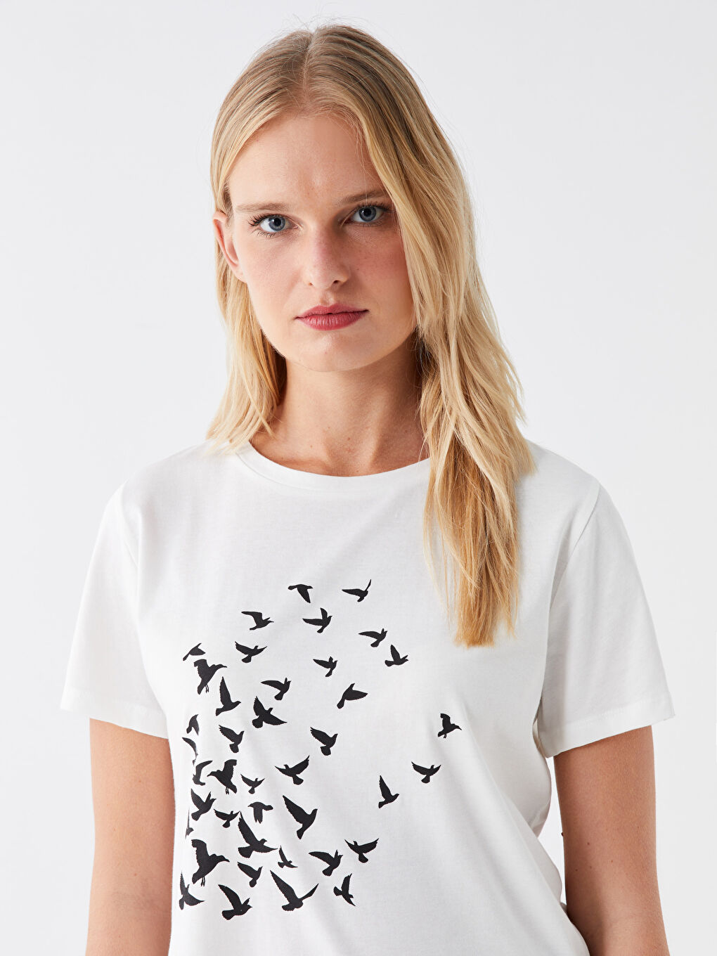 Ekru Bisiklet Yaka Baskılı Kısa Kollu Kadın Tişört-2