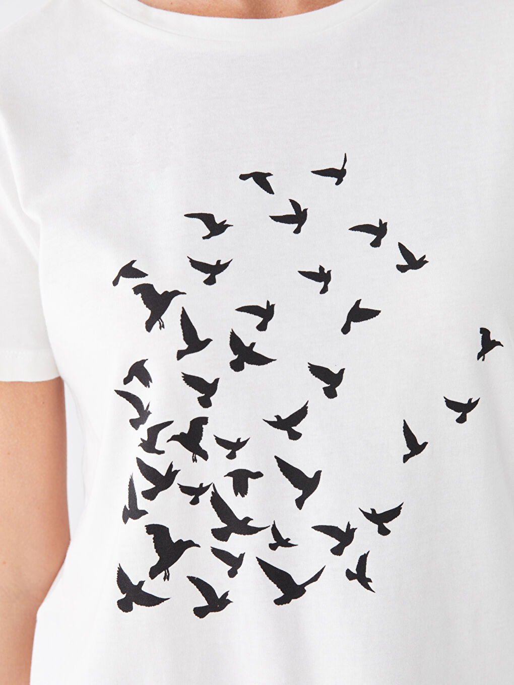 Ekru Bisiklet Yaka Baskılı Kısa Kollu Kadın Tişört-3