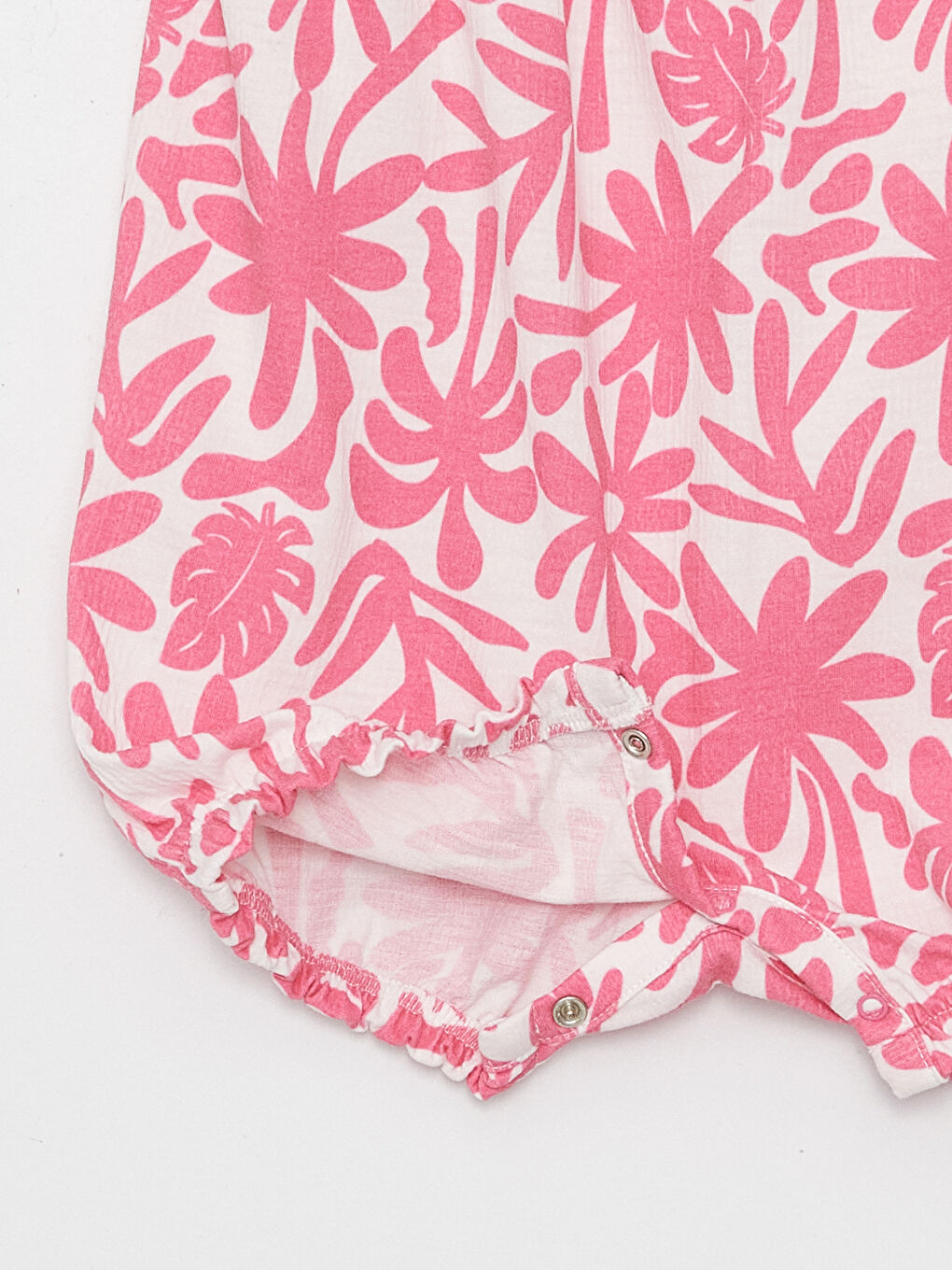 Ekru Kare Yaka Desenli Kız Bebek Tulum-1