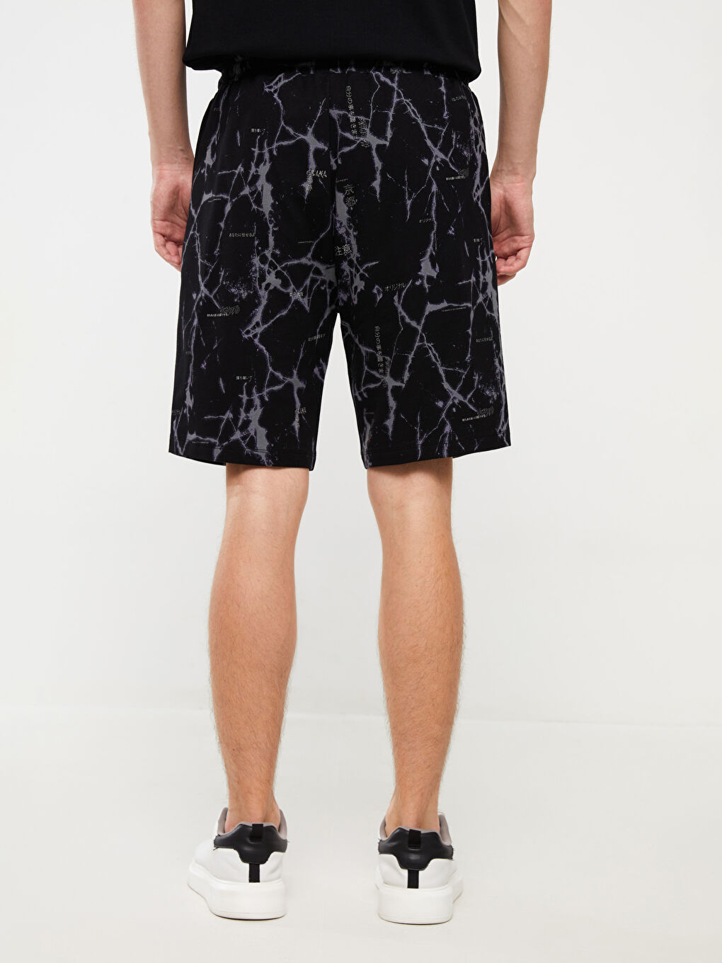 Siyah Standart Kalıp Erkek Bermuda Şort-4