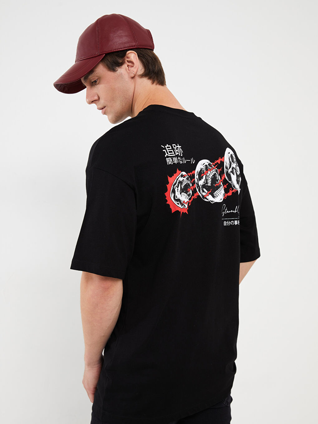 Siyah Bisiklet Yaka Kısa Kollu Baskılı Penye Erkek Tişört