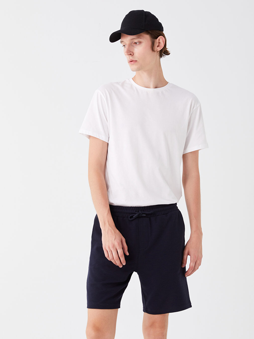 Lacivert Slim Fit Beli Bağlama Detaylı Erkek Şort-1