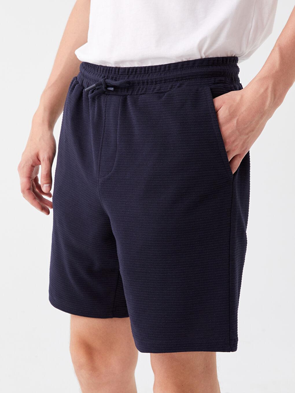 Lacivert Slim Fit Beli Bağlama Detaylı Erkek Şort-3