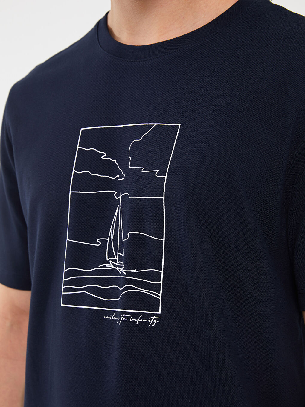 Lacivert Bisiklet Yaka Kısa Kollu Baskılı Penye Erkek Tişört-3