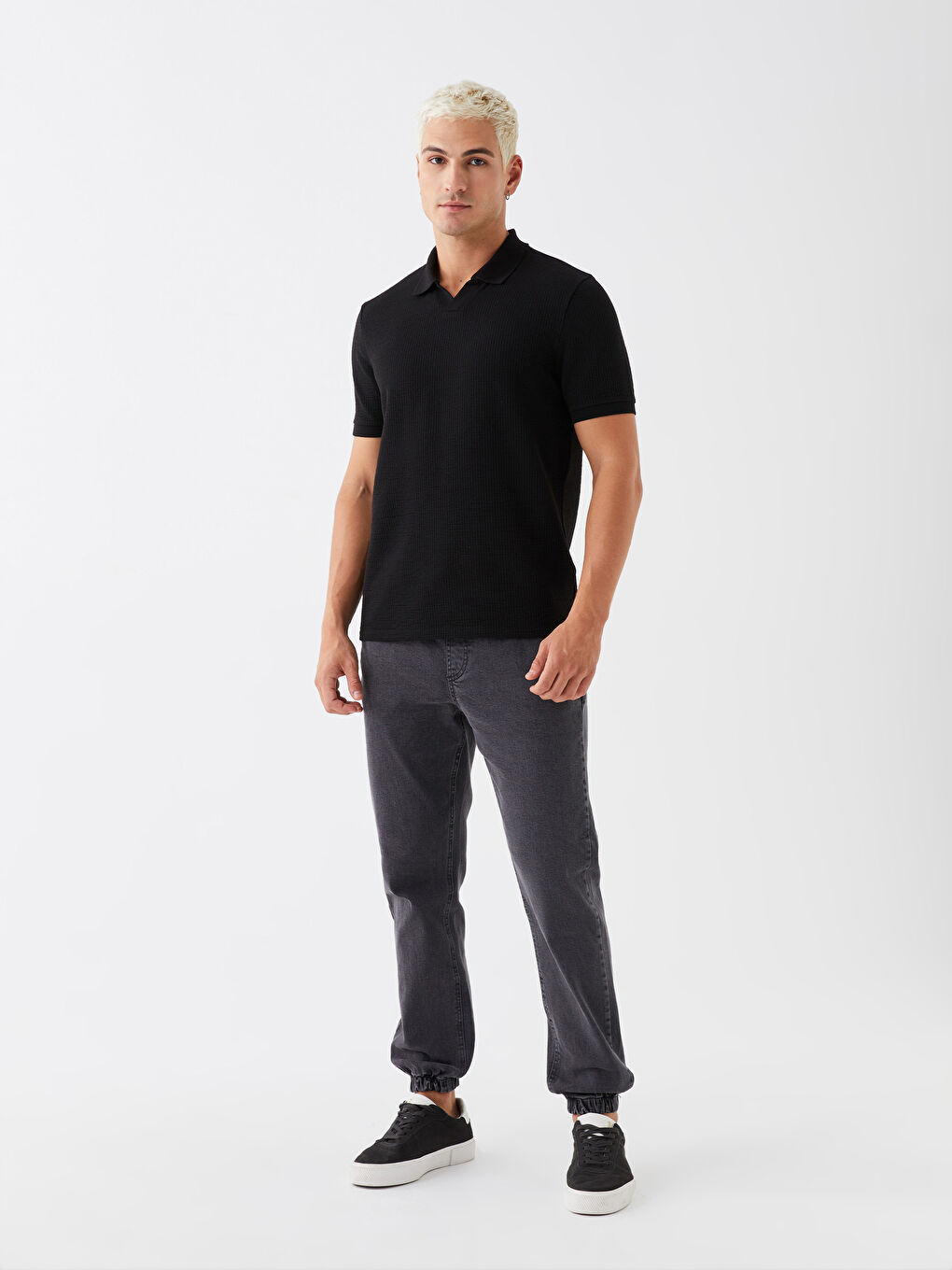 Siyah Polo Yaka Kısa Kollu Erkek Tişört-2