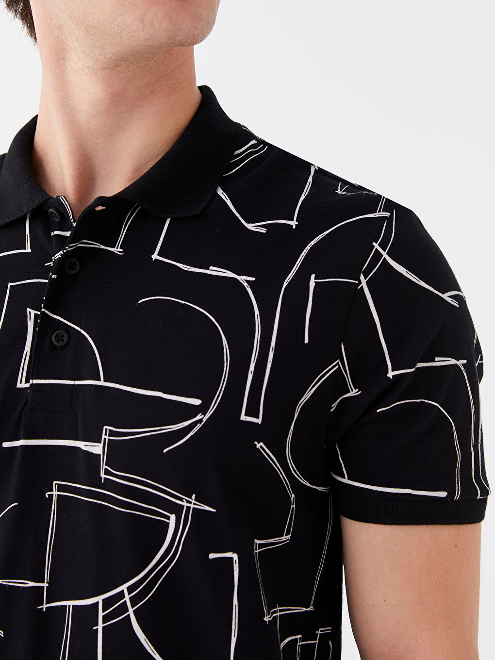 Siyah Polo Yaka Kısa Kollu Desenli Penye Erkek Tişört-3