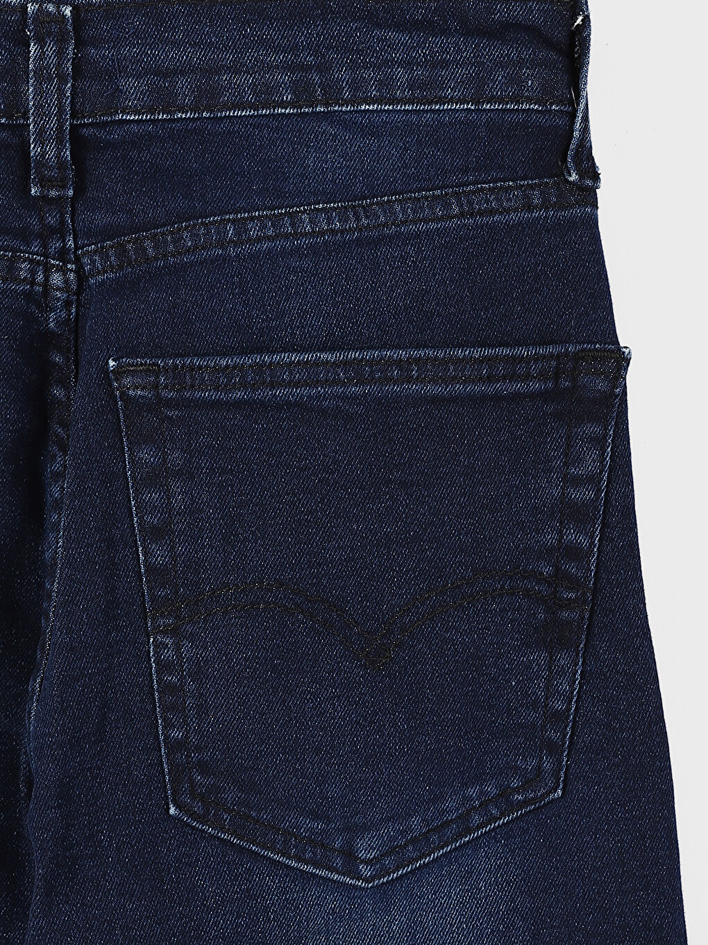 جينز وسط عالي جوبتر بقصة سوبر سليم للسيدات-3