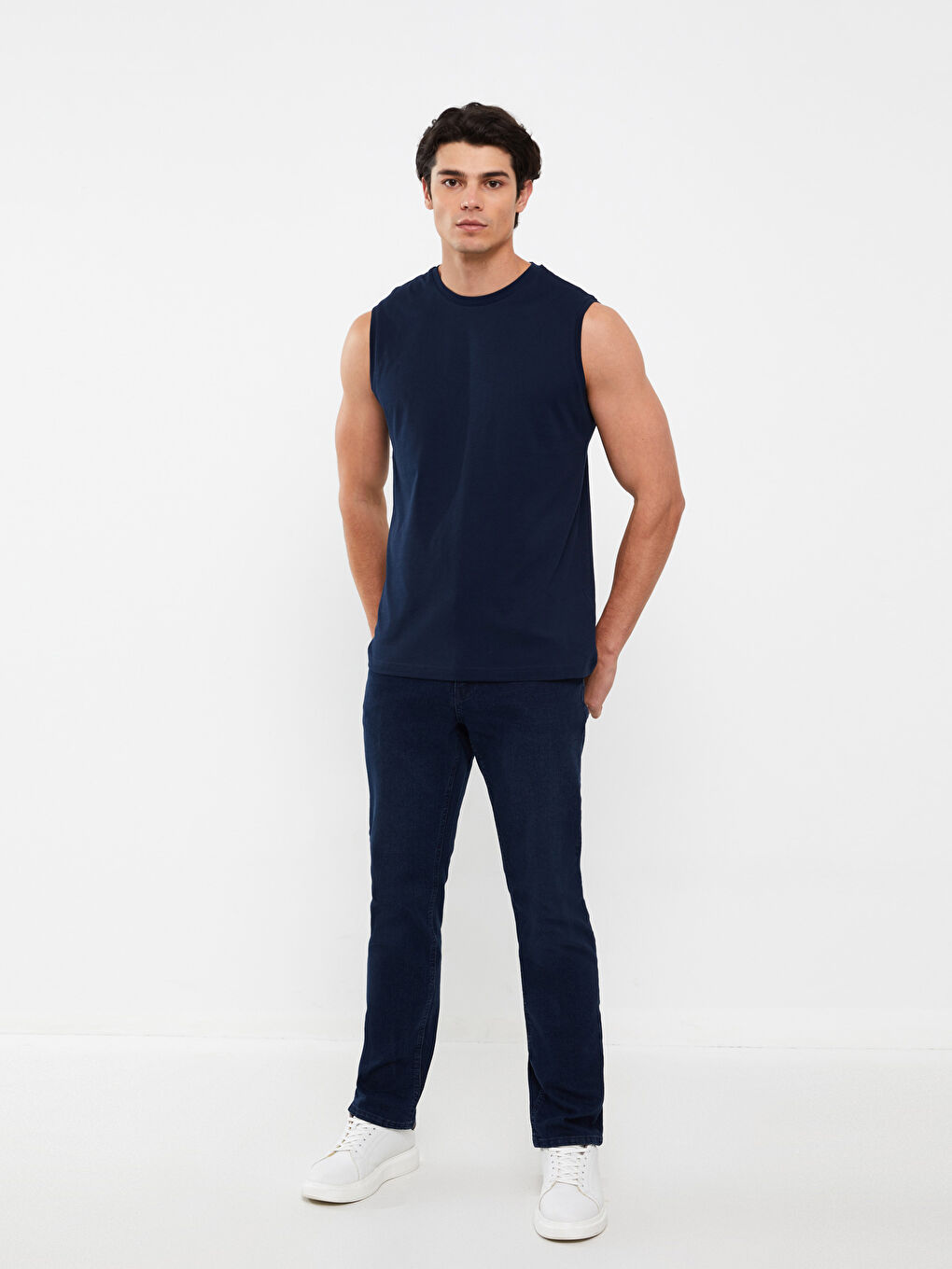 Lacivert Bisiklet Yaka Penye Erkek Kolsuz Tişört-1