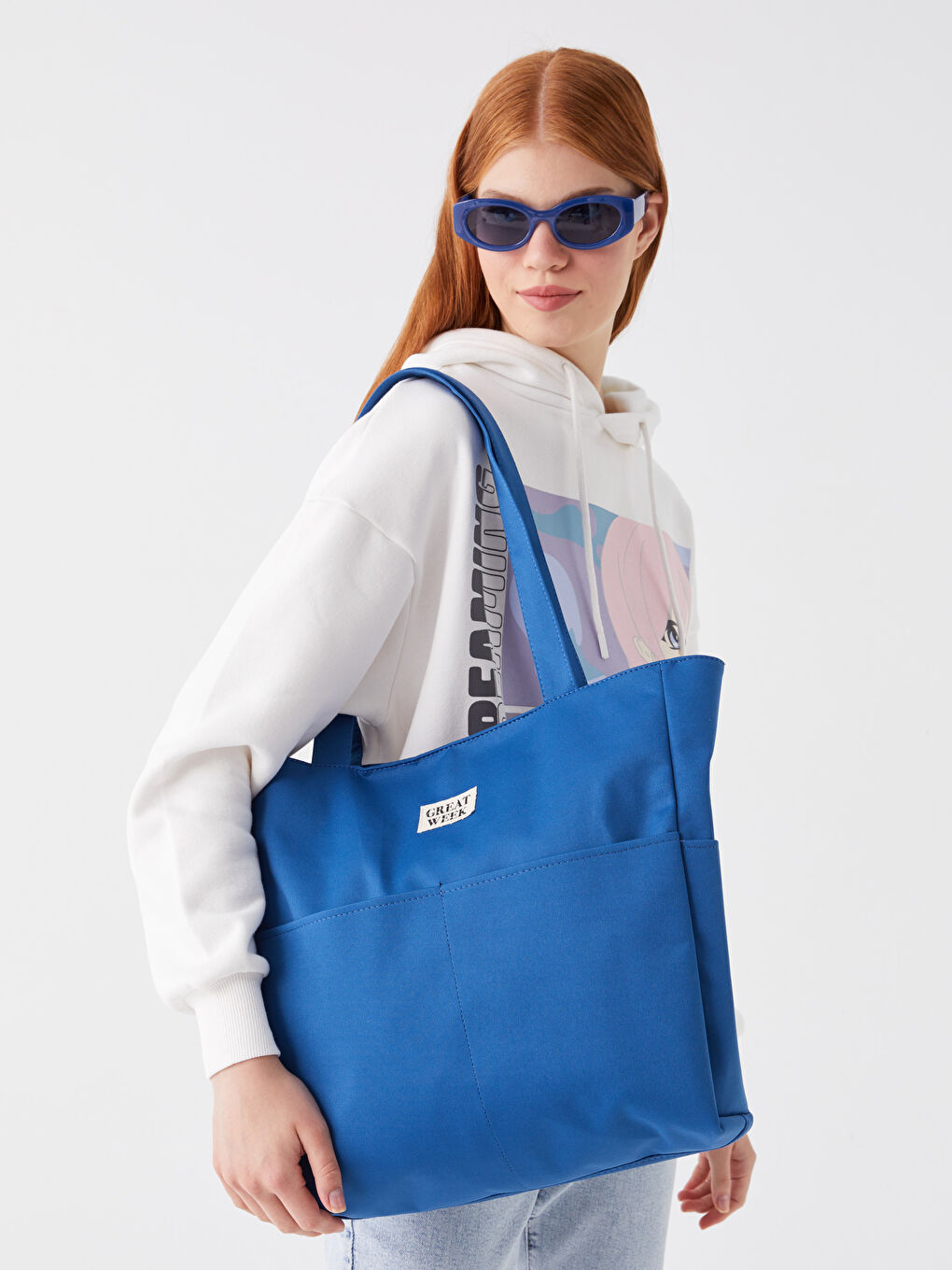 Mavi Etiket Baskılı Kadın Kol Çantası