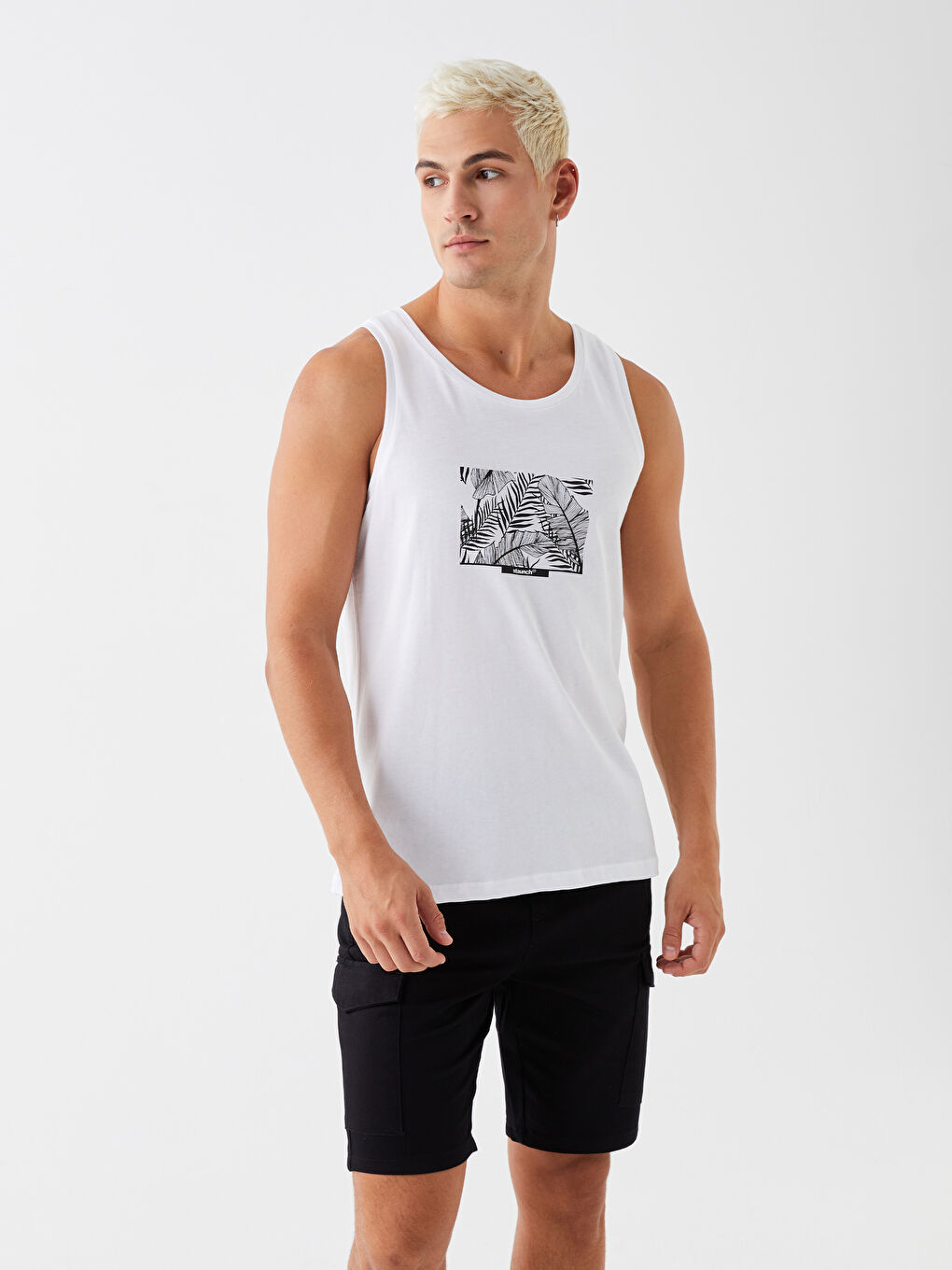 Beyaz Bisiklet Yaka Baskılı Penye Erkek Kolsuz Tişört-1