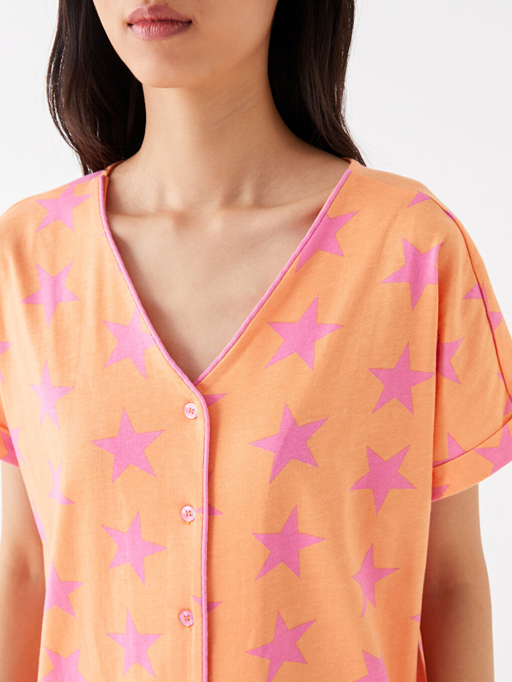 Turuncu V Yaka Baskılı Kısa Kollu Kadın Kaprili Pijama Takımı-3