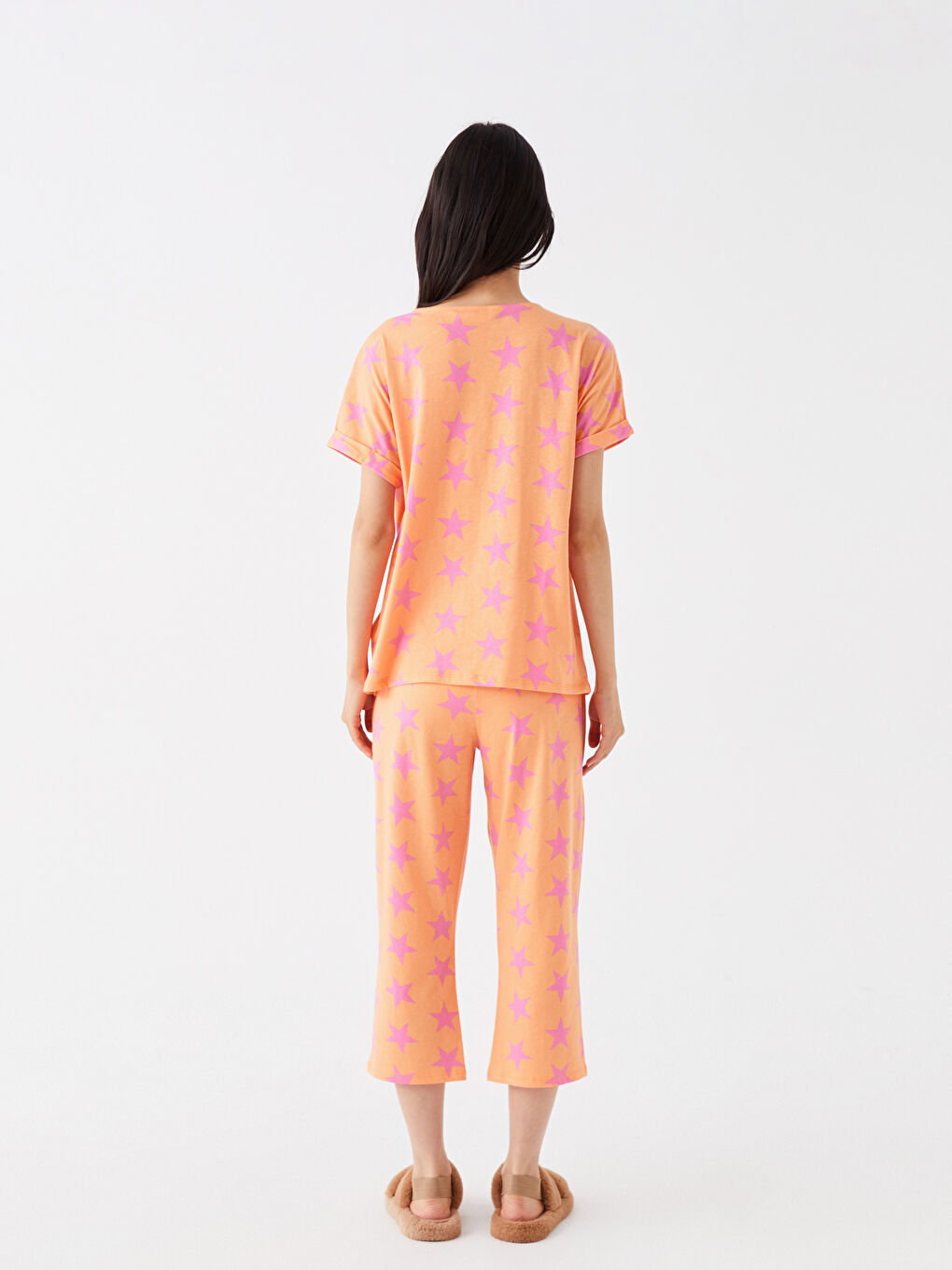 Turuncu V Yaka Baskılı Kısa Kollu Kadın Kaprili Pijama Takımı-4