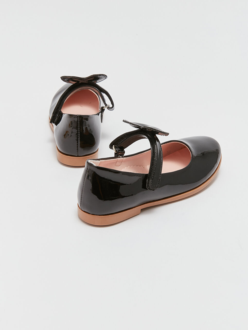 Siyah Rugan Deri Cırt Cırtlı Kız Çocuk Babet-4