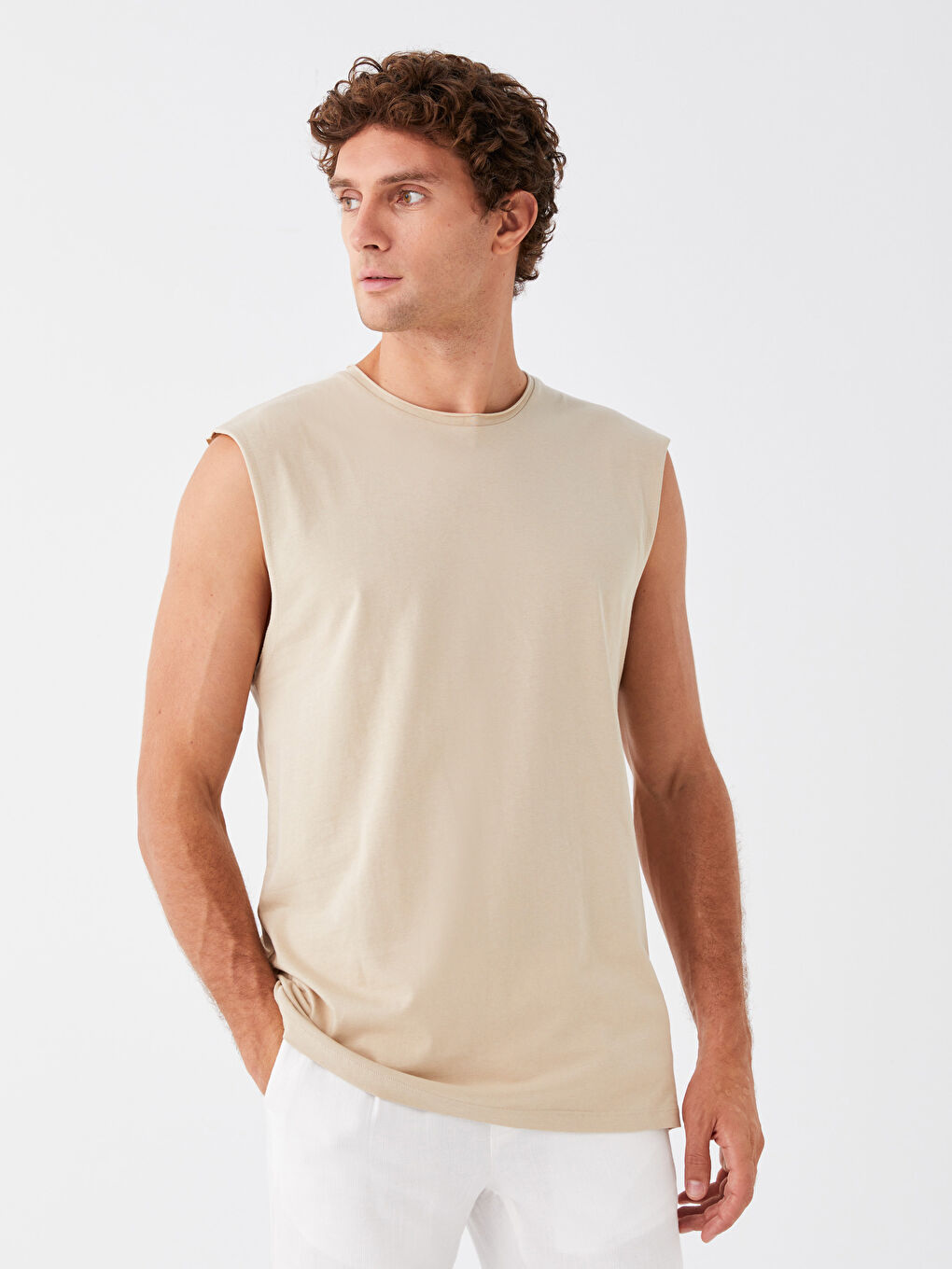 Bej Bisiklet Yaka Penye Erkek Kolsuz Tişört-1