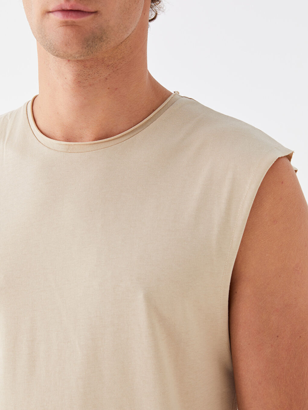 Bej Bisiklet Yaka Penye Erkek Kolsuz Tişört-3