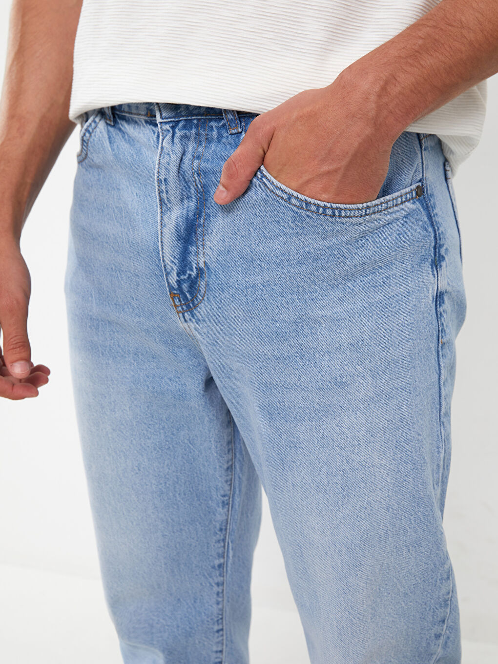 İndigo 710 Loose Fit Erkek Jean Pantolon-3