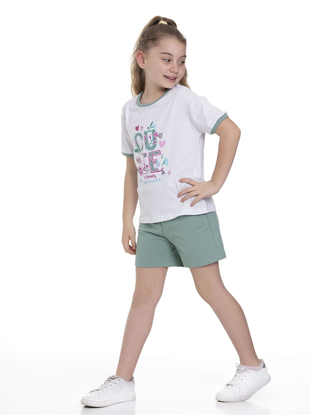 Yeşil Bisiklet Yaka Baskılı Kısa Kollu Kız Çocuk Tişört ve Şort-1
