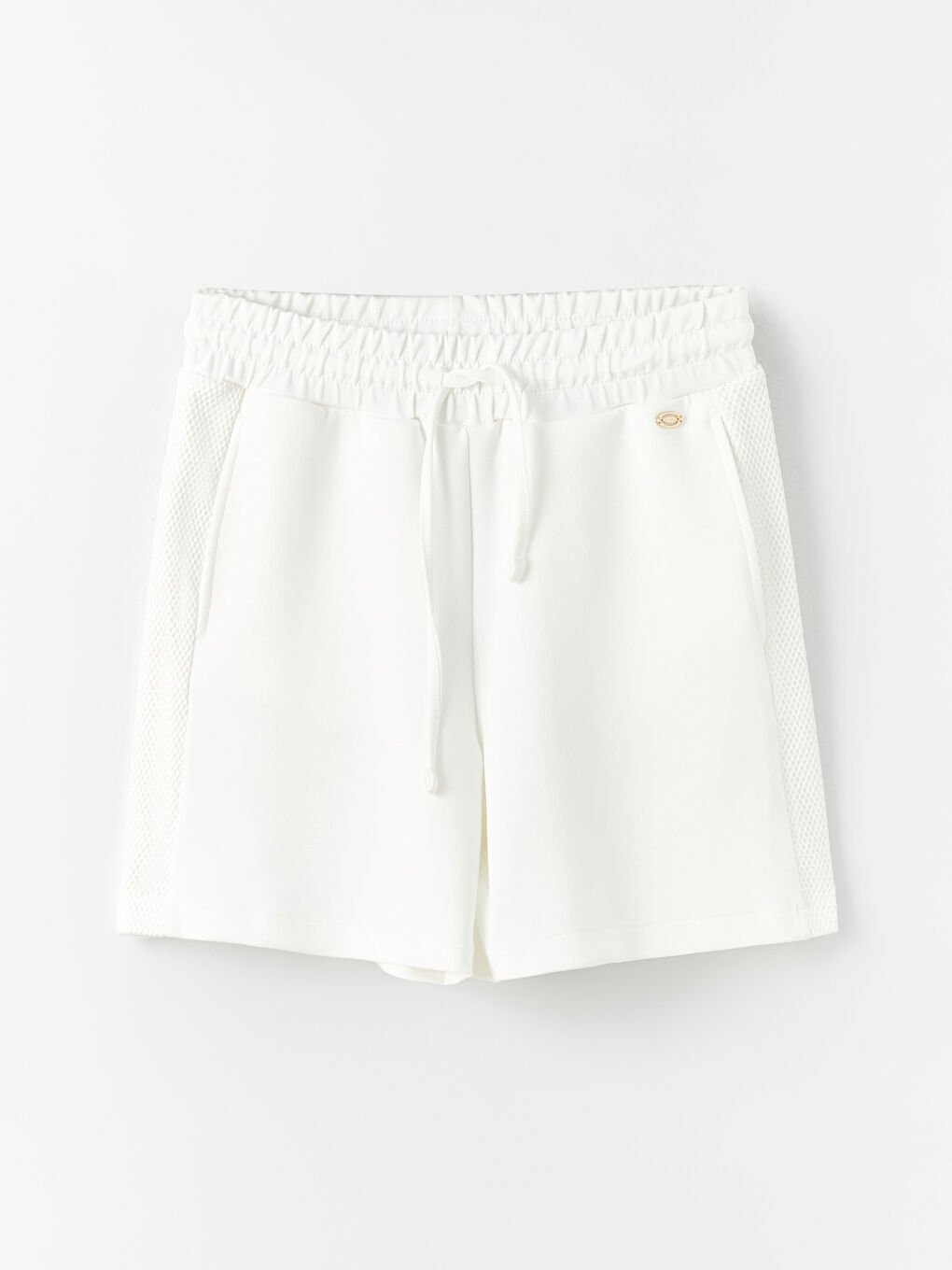 Beyaz Beli Lastikli Rahat Kalıp Kadın Şort-4