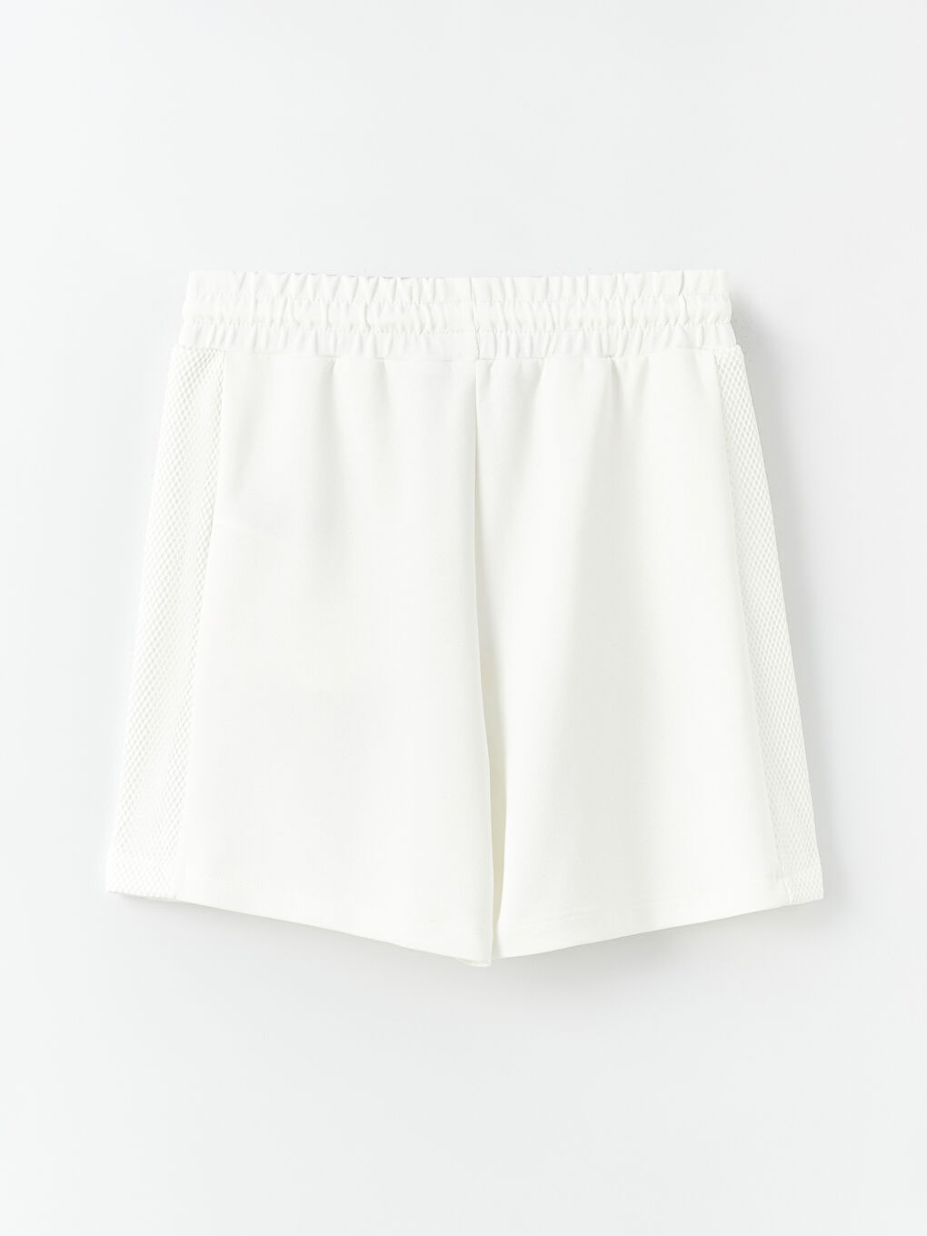 Beyaz Beli Lastikli Rahat Kalıp Kadın Şort-5