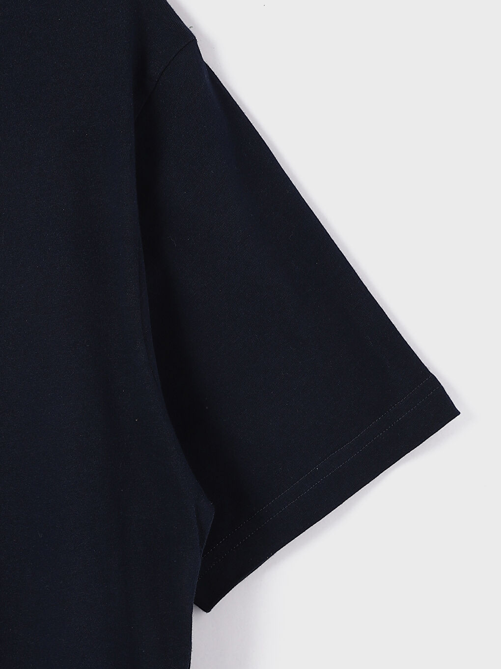 V-Neck Short Sleeve Printed Men's T-Shirt-2