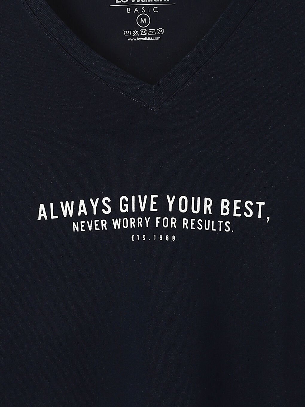 V-Neck Short Sleeve Printed Men's T-Shirt-3