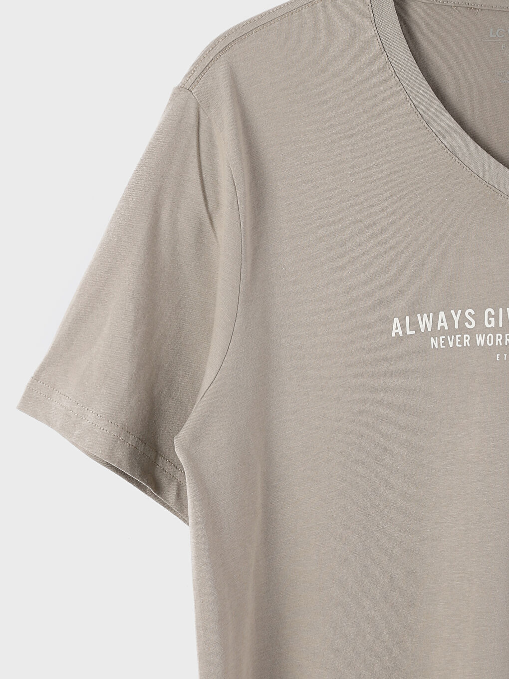 V-Neck Short Sleeve Printed Men's T-Shirt-2