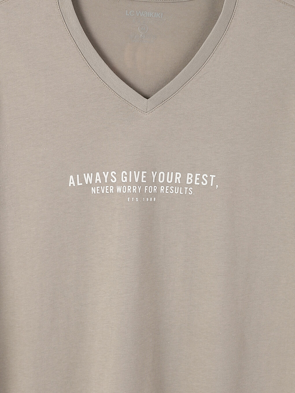 V-Neck Short Sleeve Printed Men's T-Shirt-3