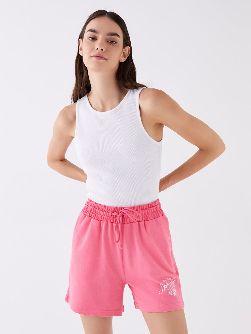 Pembe Beli Lastikli Baskılı Kadın Şort