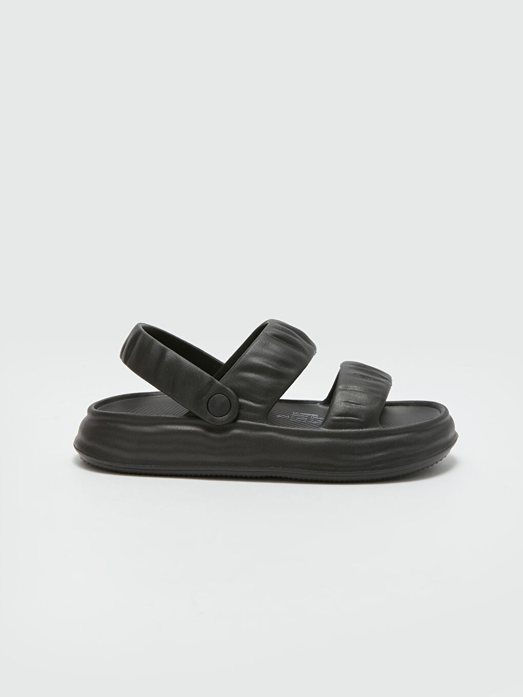 Siyah Deri Görünümlü Çift Bantlı Kadın Sandalet-1