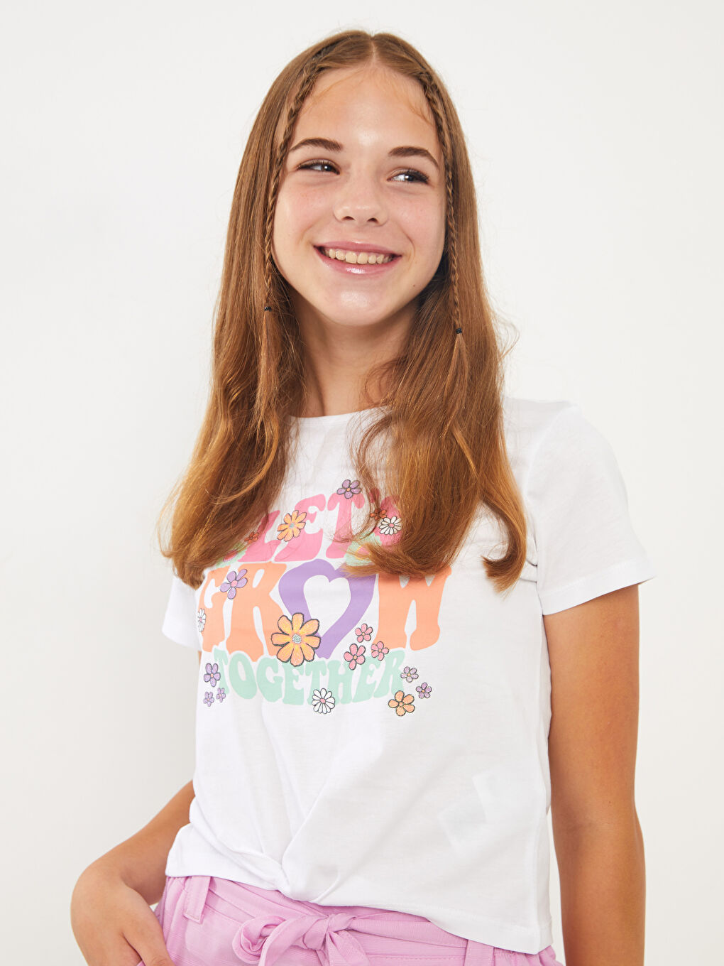LCW Kids Beyaz Bisiklet Yaka Baskılı Kısa Kollu Kız Çocuk Tişört - 2