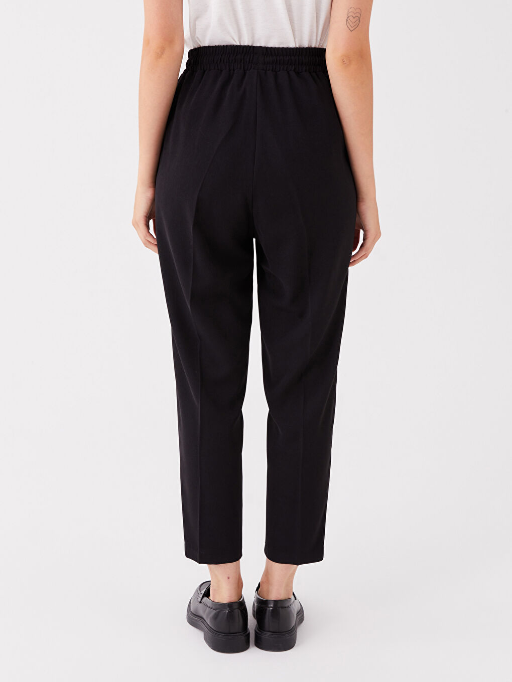 بنطلون جزر بخصر مطاطي للسيدات-3