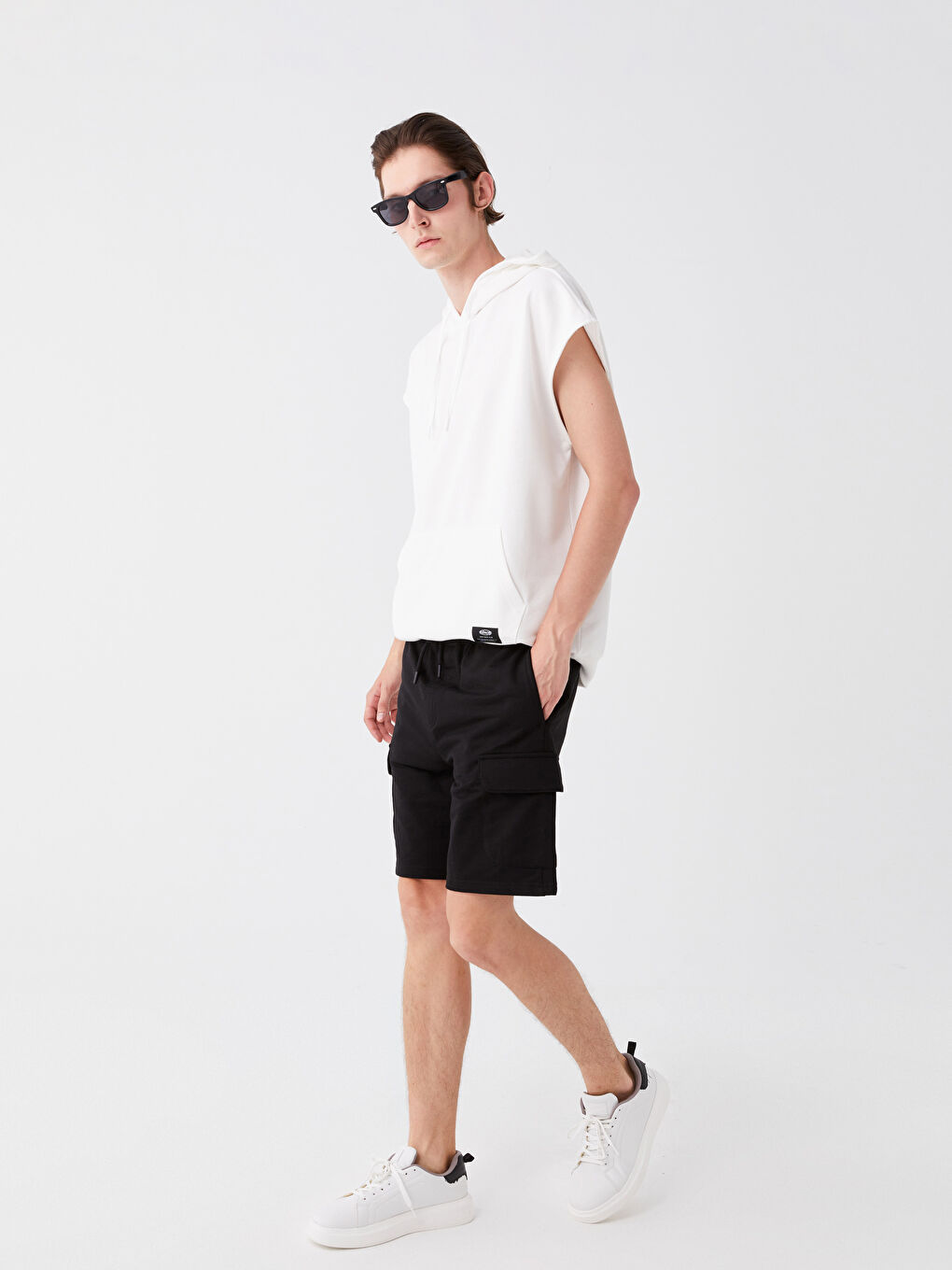 Siyah Slim Fit Erkek Bermuda Şort